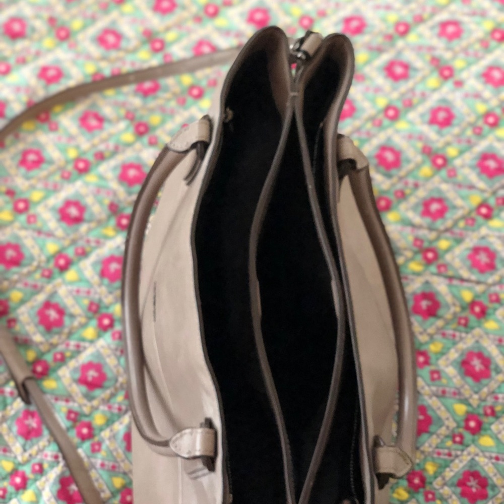 Coach purse - Picture 6 of 6
